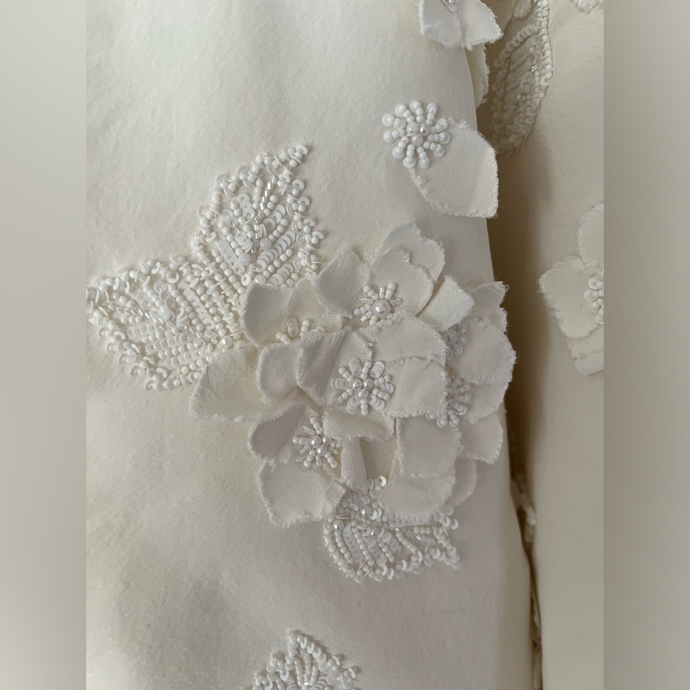 ODLR Fall 2023 Silk Faille Floral + Beaded gown only in a size 8 - Picture 7 of 7